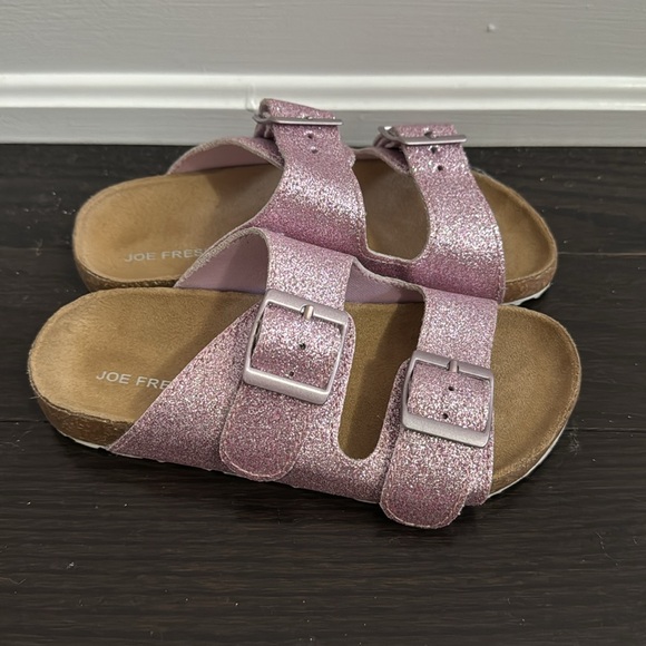 Joe Fresh sandals! - Picture 2 of 5